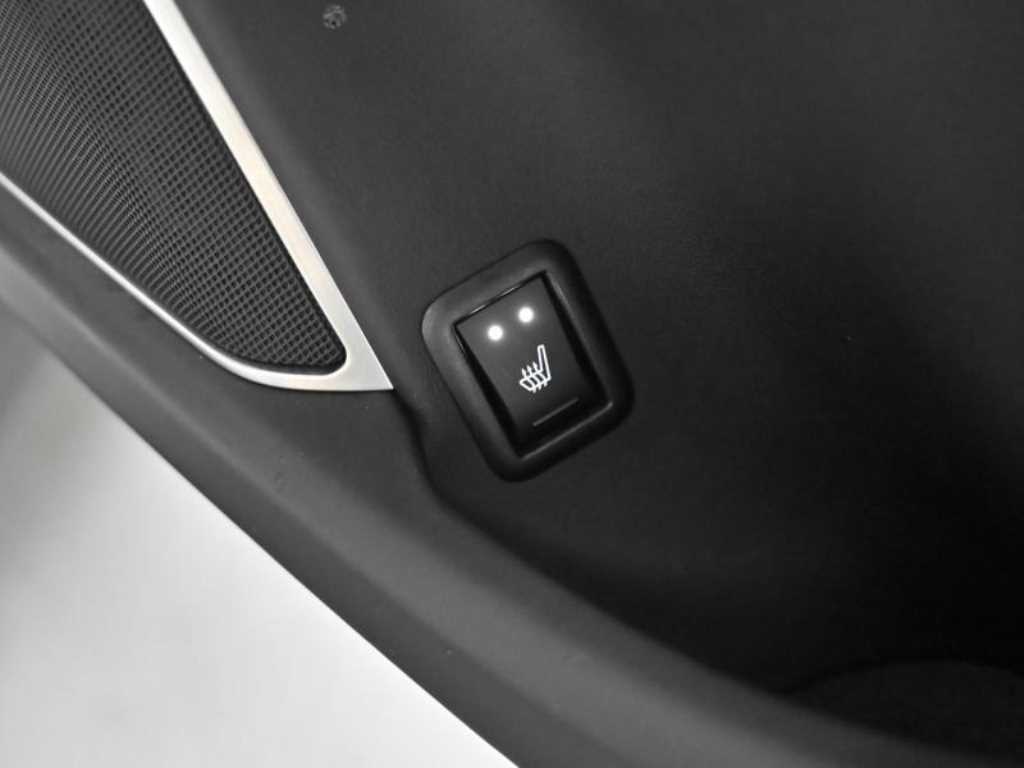 Maserati Levante — photo 17