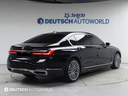 BMW 7-Series — photo 02