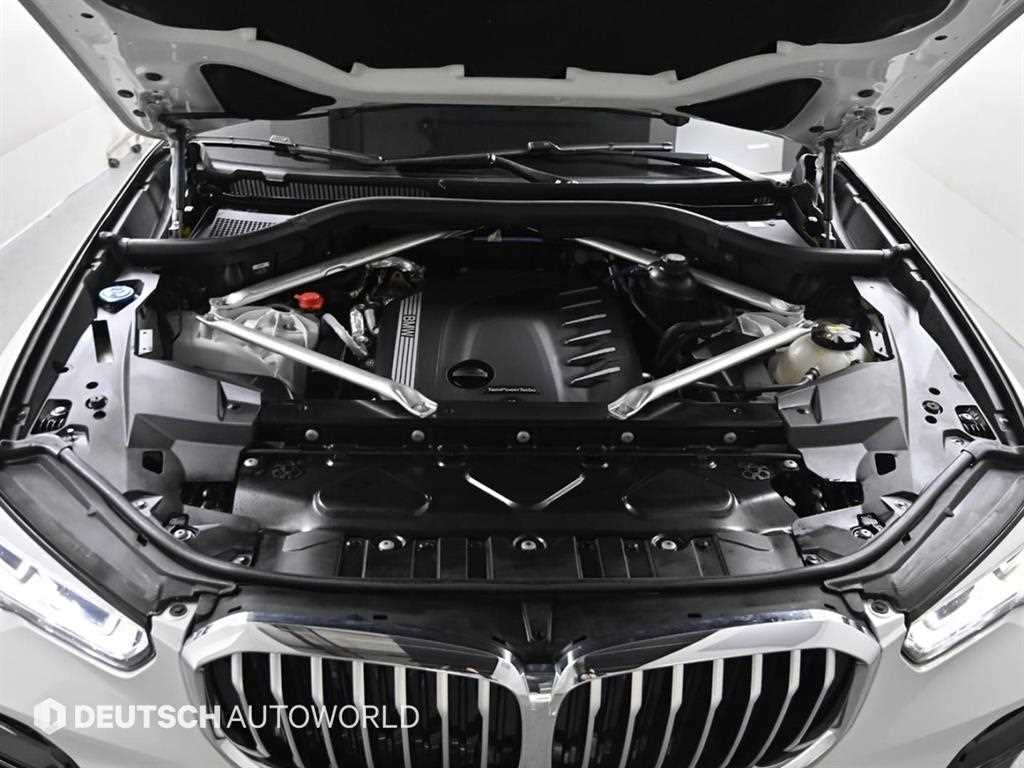 BMW X5 — photo 06