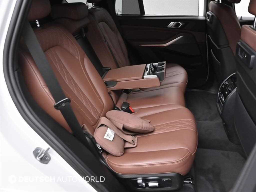 BMW X5 — photo 09