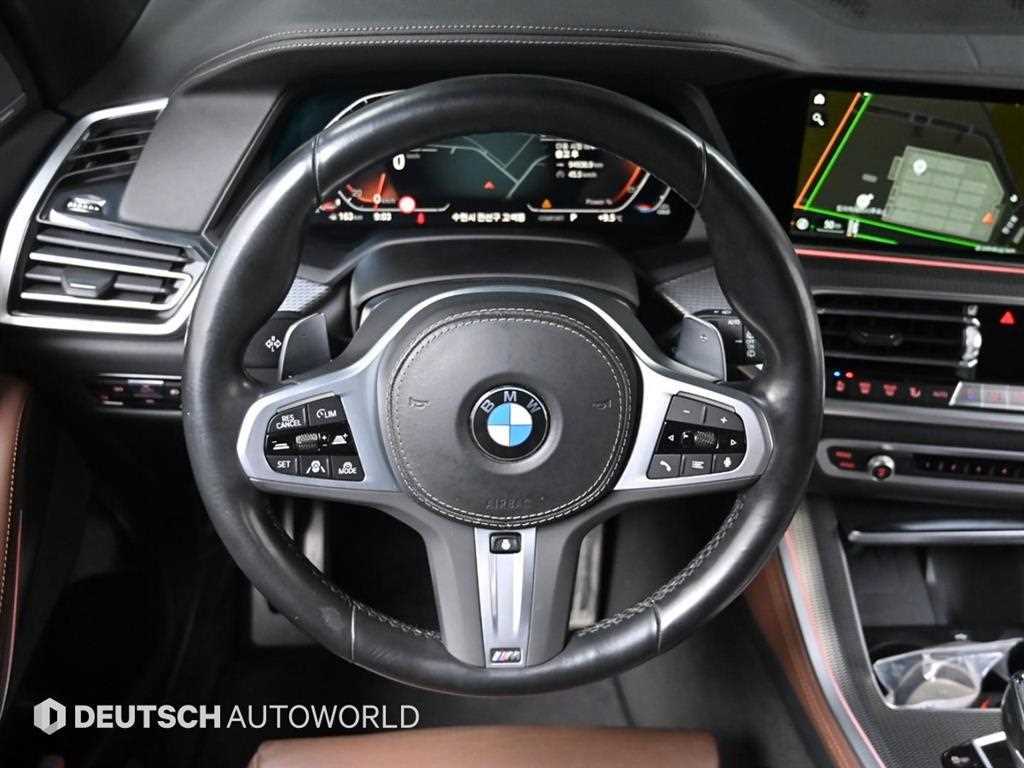 BMW X5 — photo 10