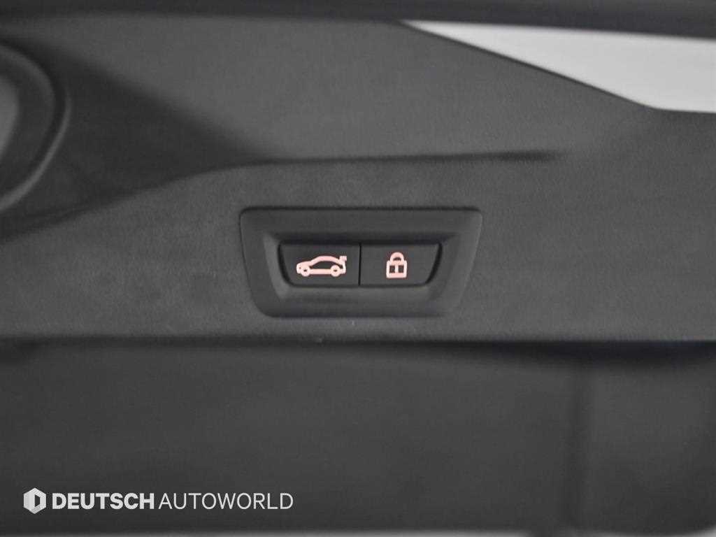 BMW X5 — photo 16