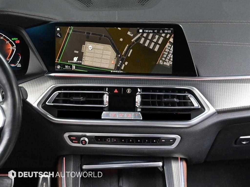 BMW X5 — photo 20