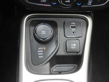Jeep Compass — photo 14