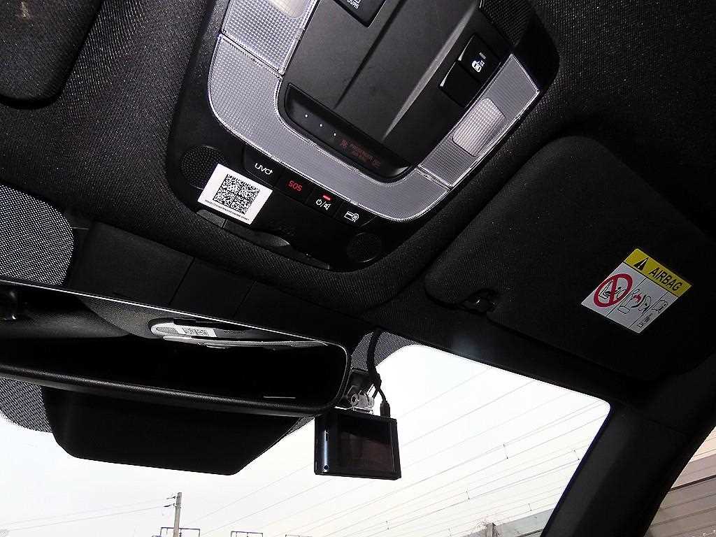 Kia Sorento — photo 16