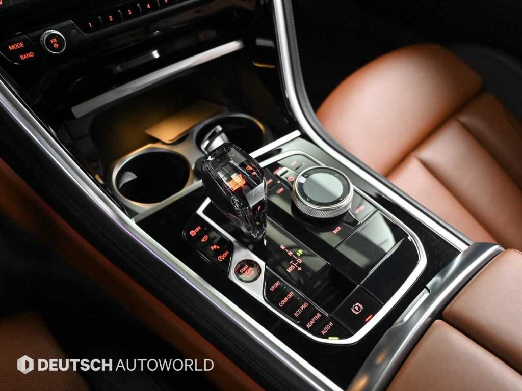 BMW 8-Series — photo 09