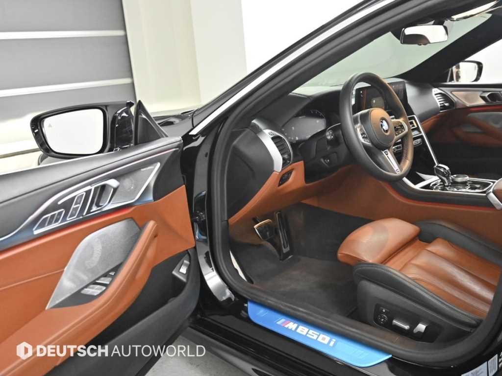 BMW 8-Series — photo 11