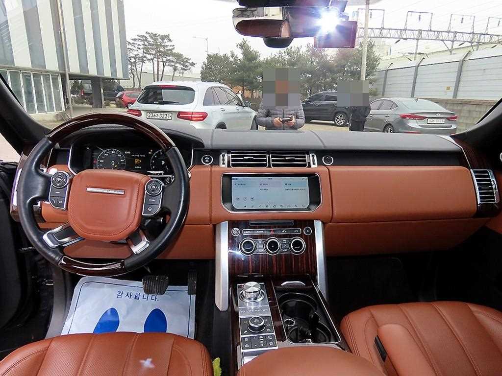 Land Rover Range Rover — photo 07