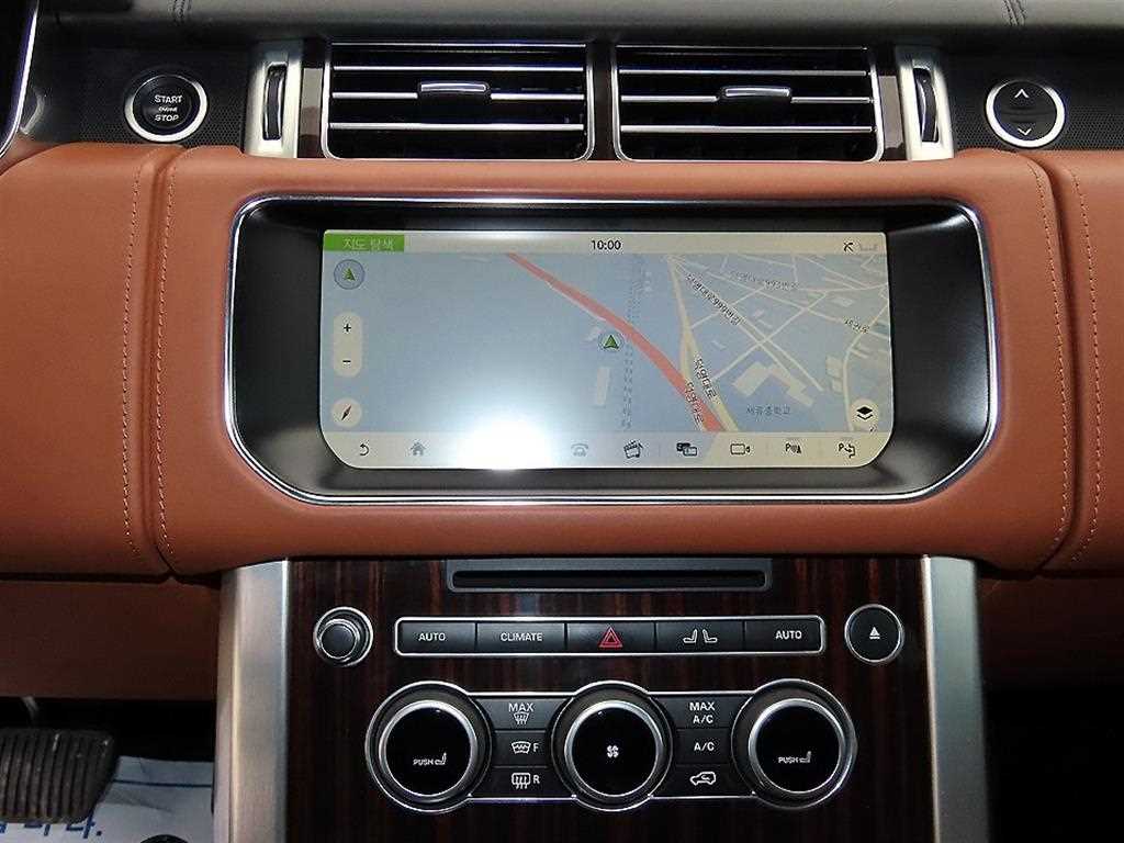 Land Rover Range Rover — photo 12