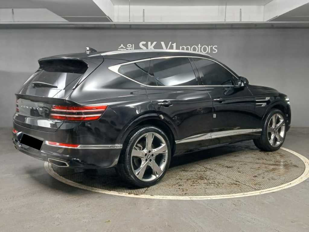 Genesis GV80 — photo 04