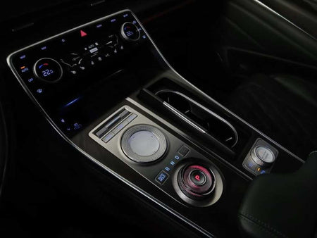Genesis GV80 — photo 10