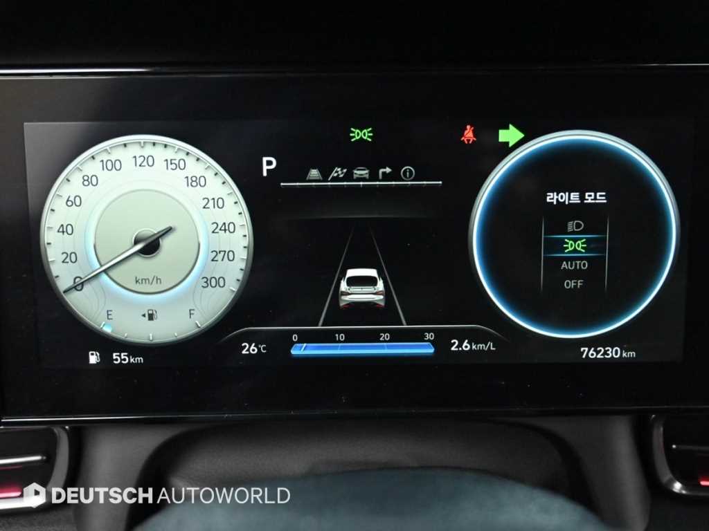 Hyundai Avante — photo 08