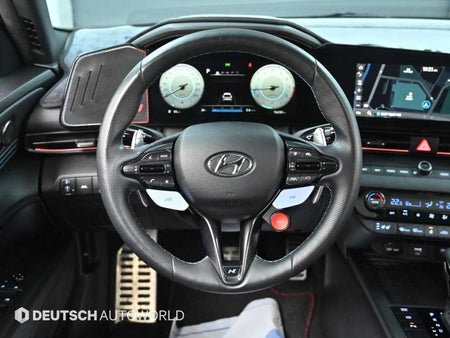 Hyundai Avante — photo 13