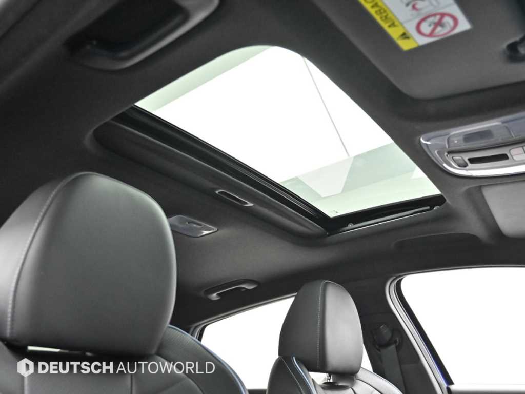 Hyundai Avante — photo 18