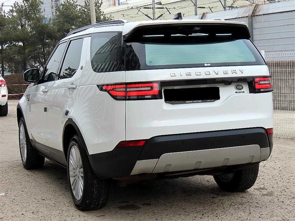 Land Rover Discovery — photo 03