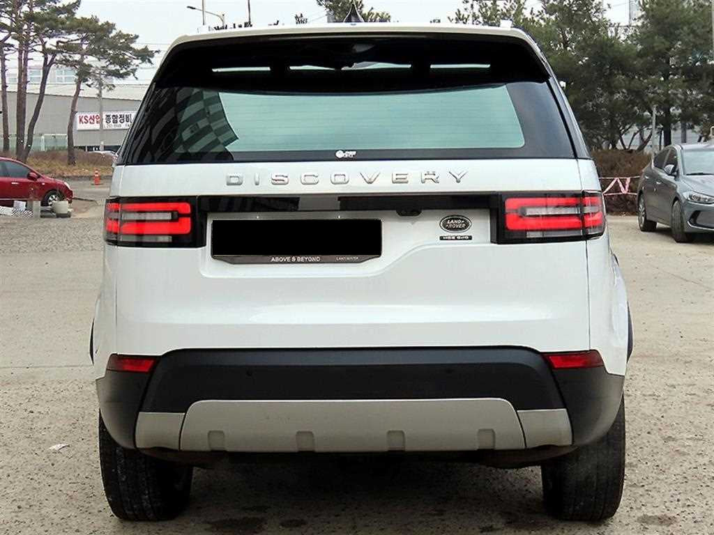 Land Rover Discovery — photo 04