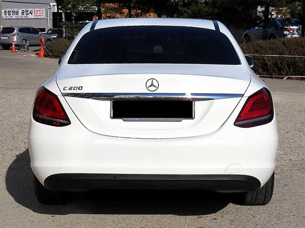 Mercedes-Benz C-Class — photo 04