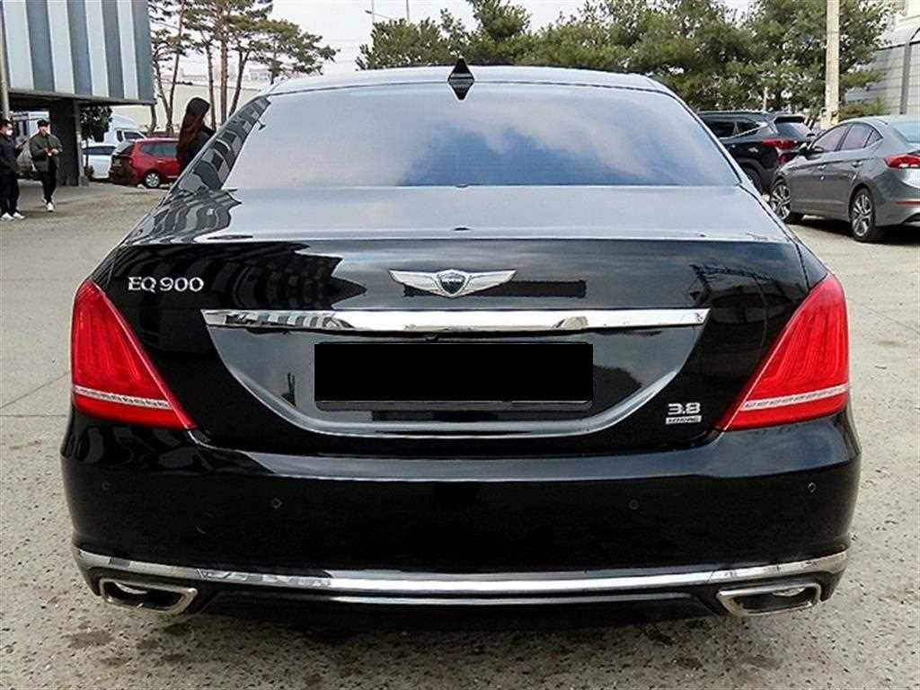 Genesis EQ900 — photo 04