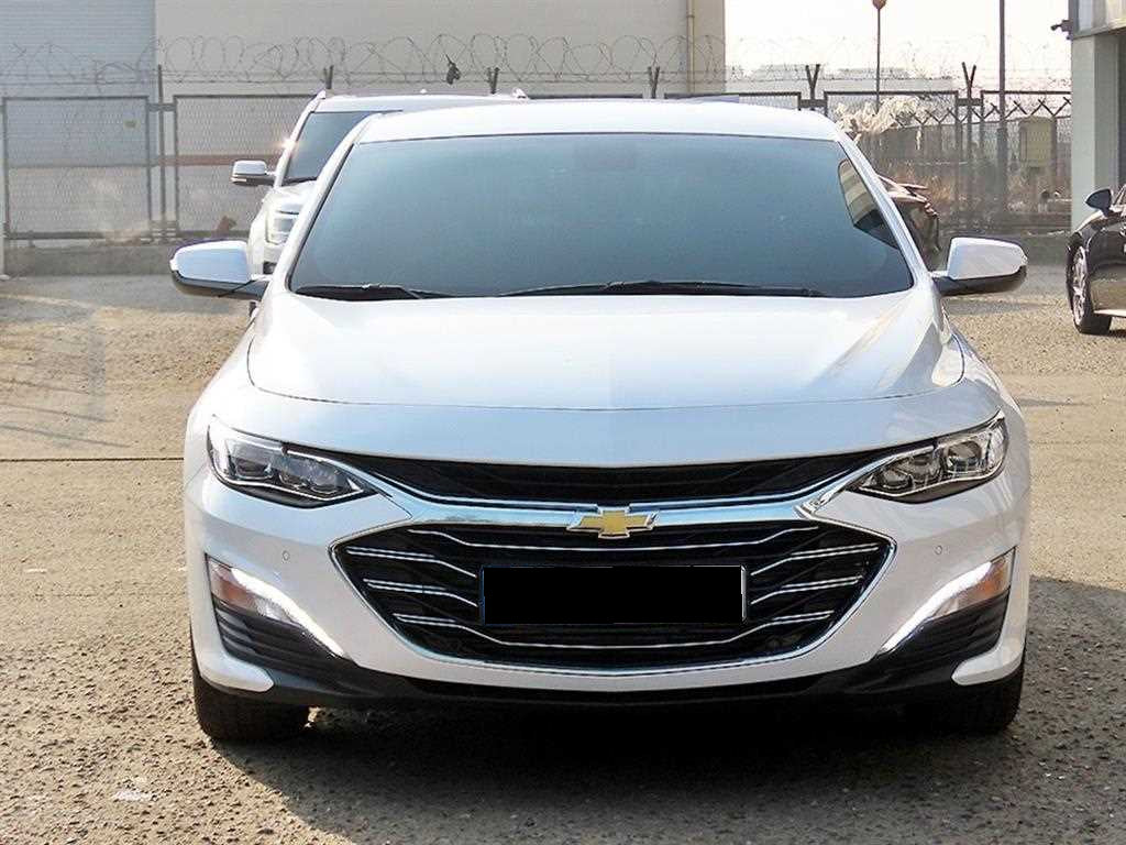 CHEVROLET Malibu — photo 02