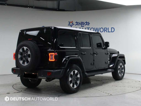 Jeep Wrangler — photo 02