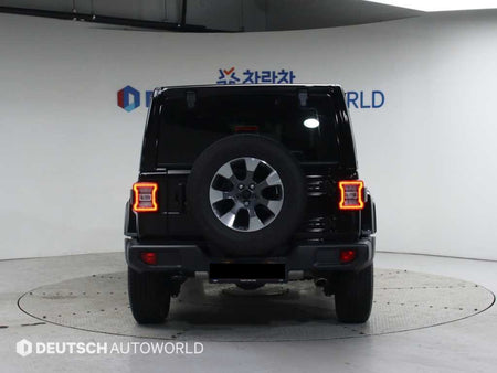 Jeep Wrangler — photo 04