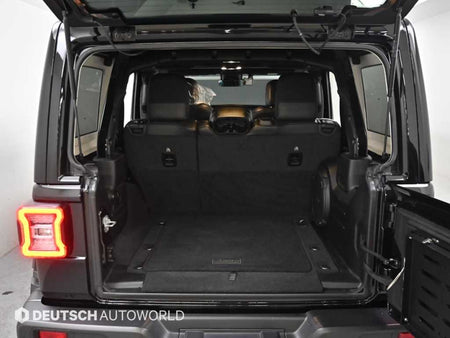 Jeep Wrangler — photo 20