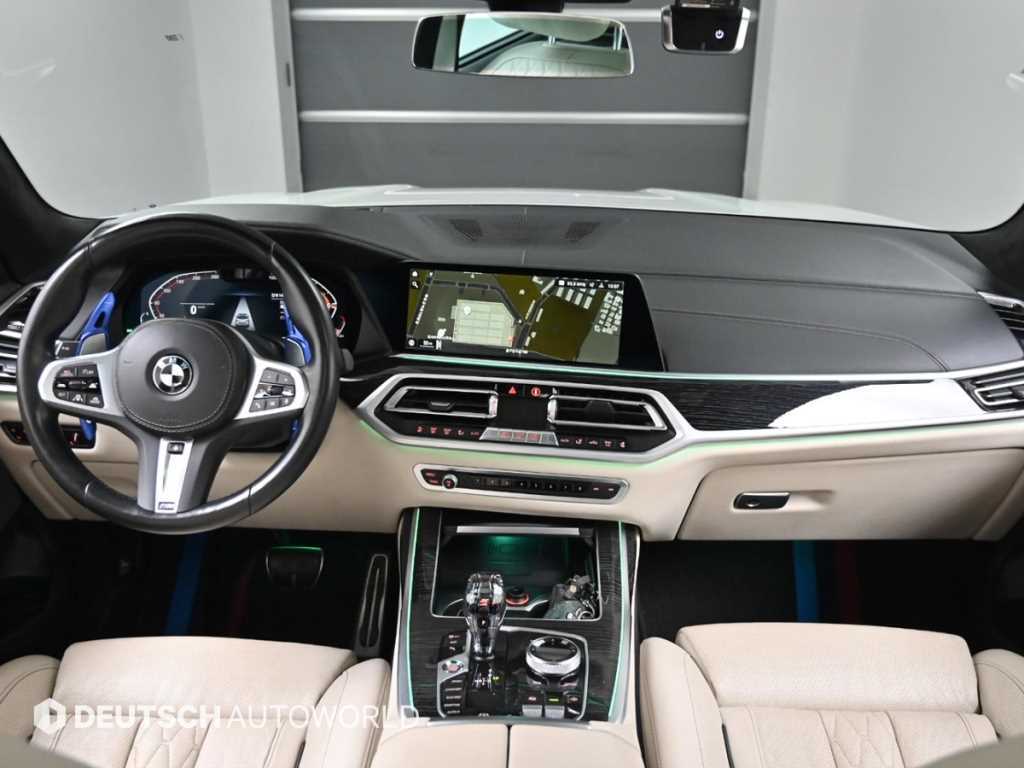 BMW X7 — photo 07