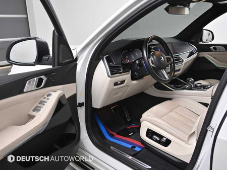 BMW X7 — photo 11