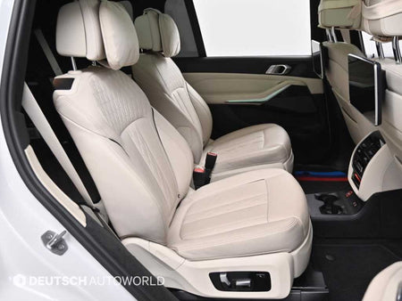 BMW X7 — photo 12