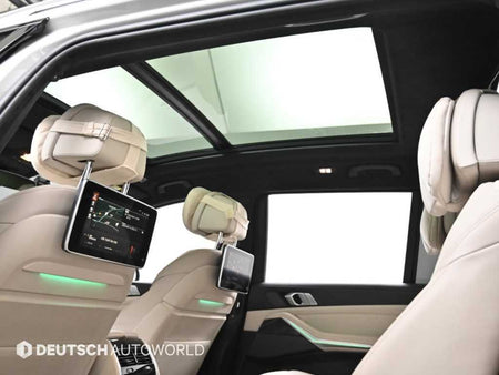 BMW X7 — photo 19