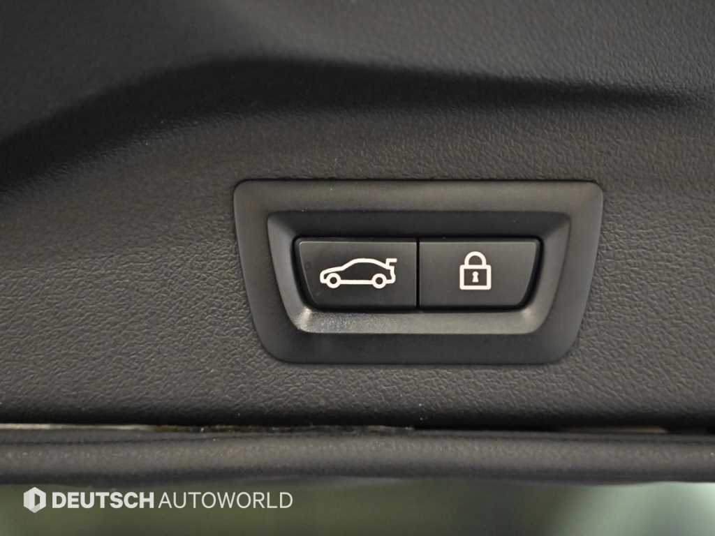 BMW X7 — photo 20