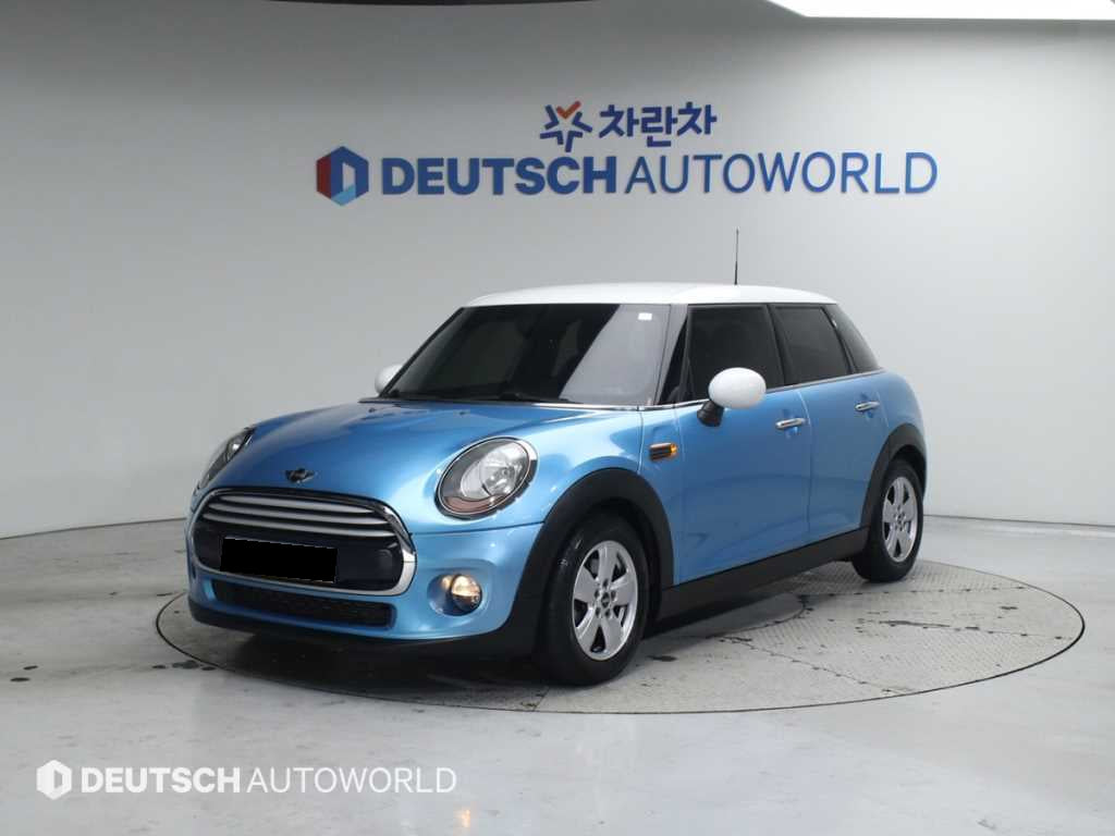 Mini Cooper — photo 01