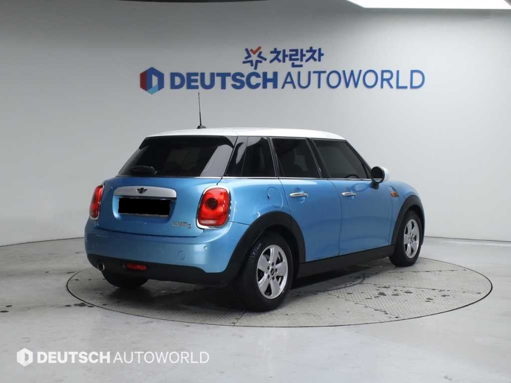 Mini Cooper — photo 02