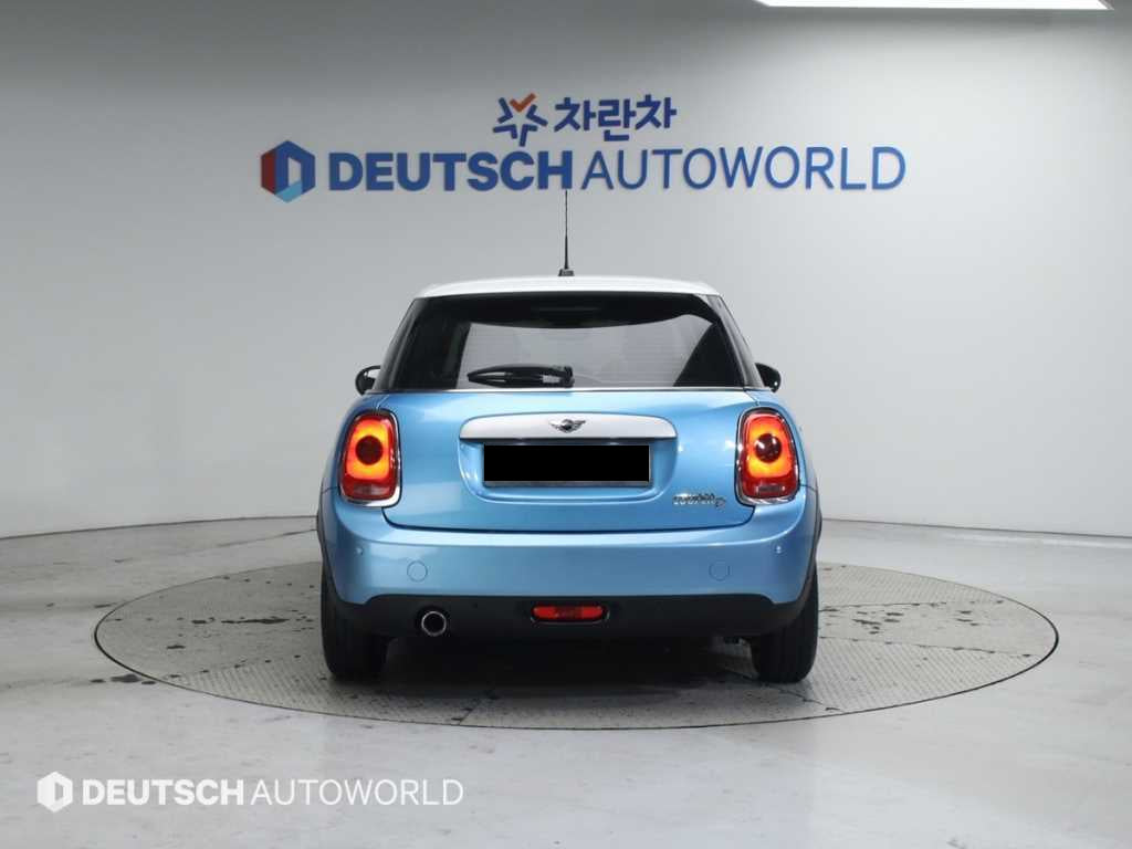 Mini Cooper — photo 04