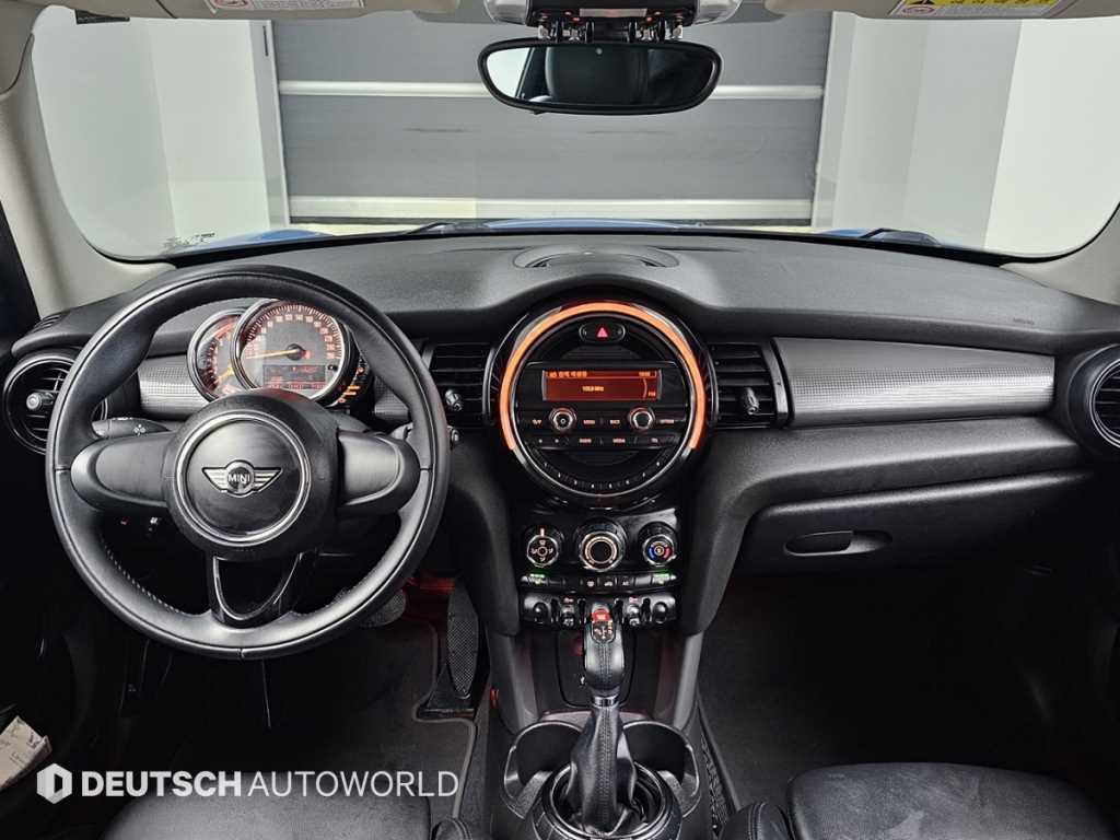 Mini Cooper — photo 07