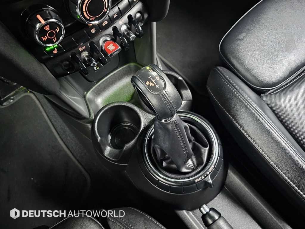 Mini Cooper — photo 09