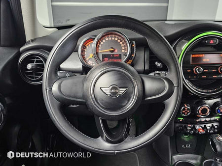 Mini Cooper — photo 13