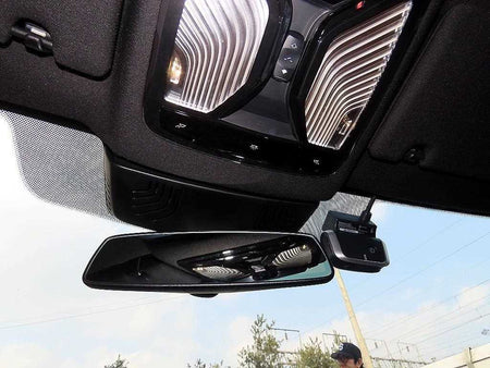 BMW 5-Series — photo 15