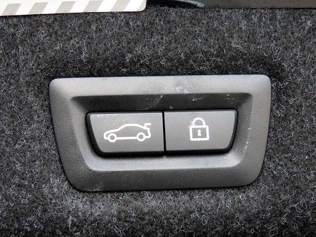 BMW 5-Series — photo 16
