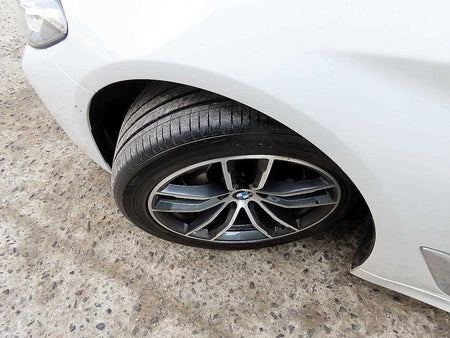 BMW 5-Series — photo 20