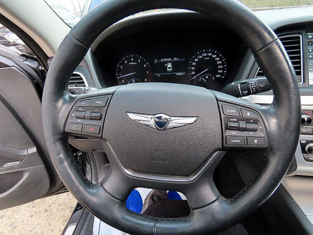 Genesis G80 — photo 08