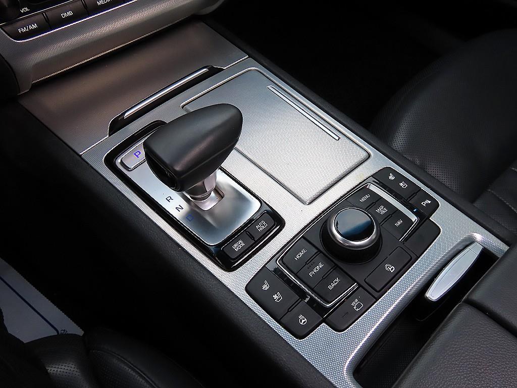 Genesis G80 — photo 11