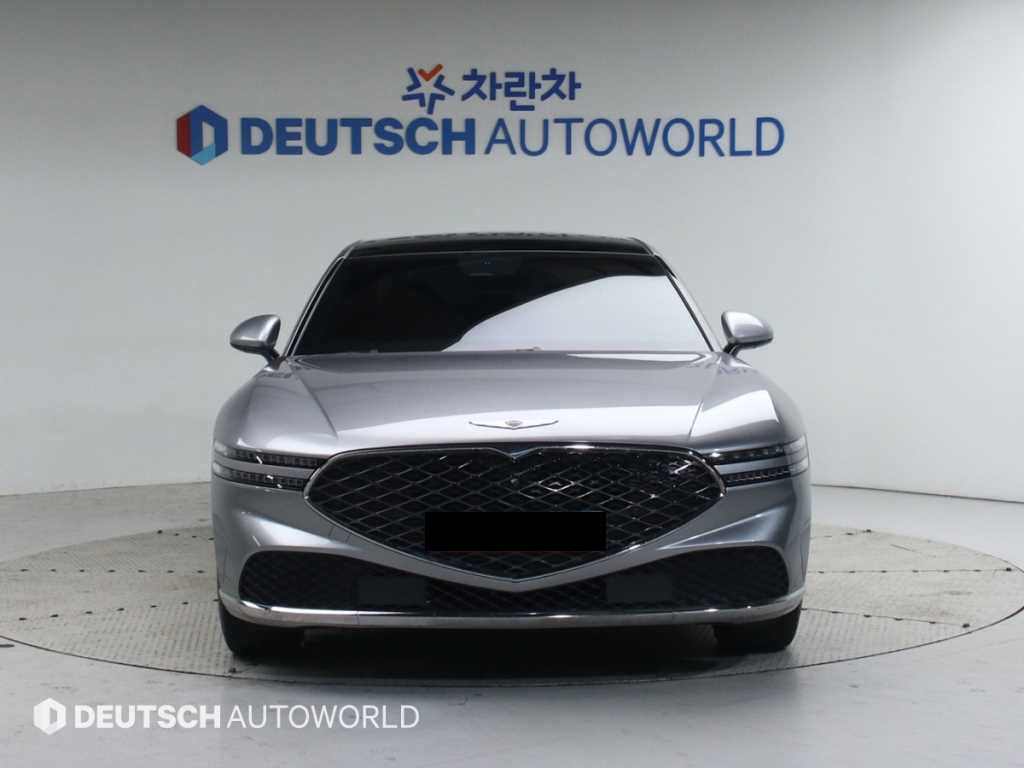 Genesis G90 — photo 03