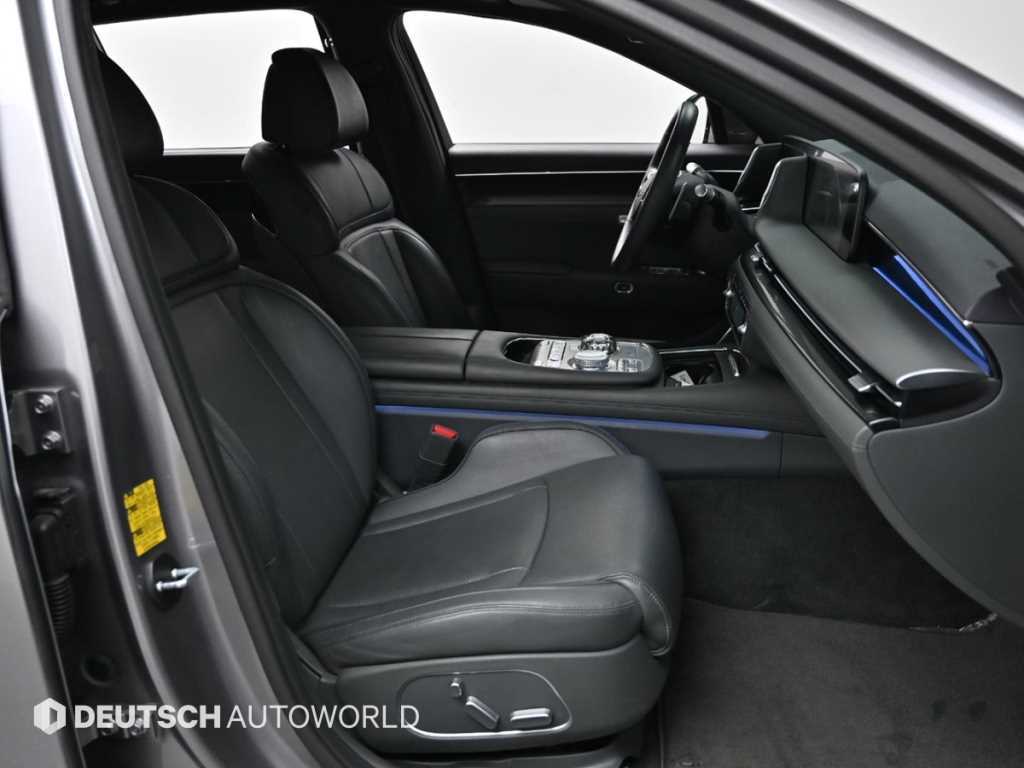 Genesis G90 — photo 10