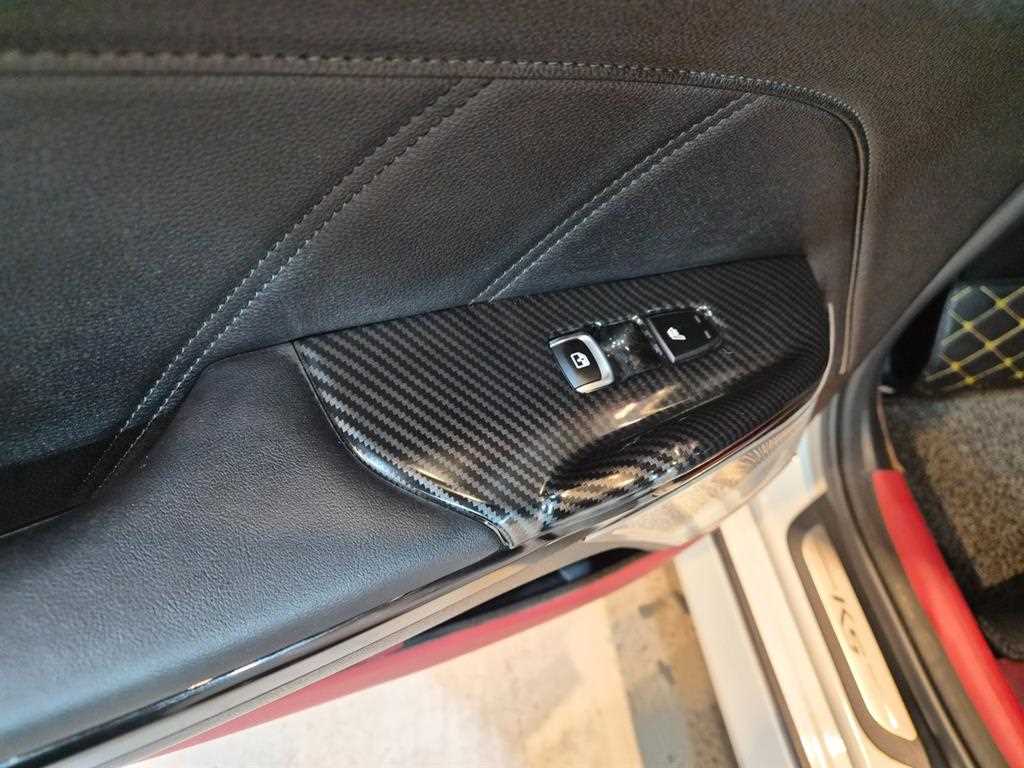 Kia K5 — photo 06