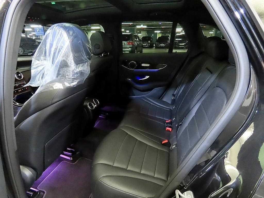Mercedes-Benz GLC-Class — photo 07