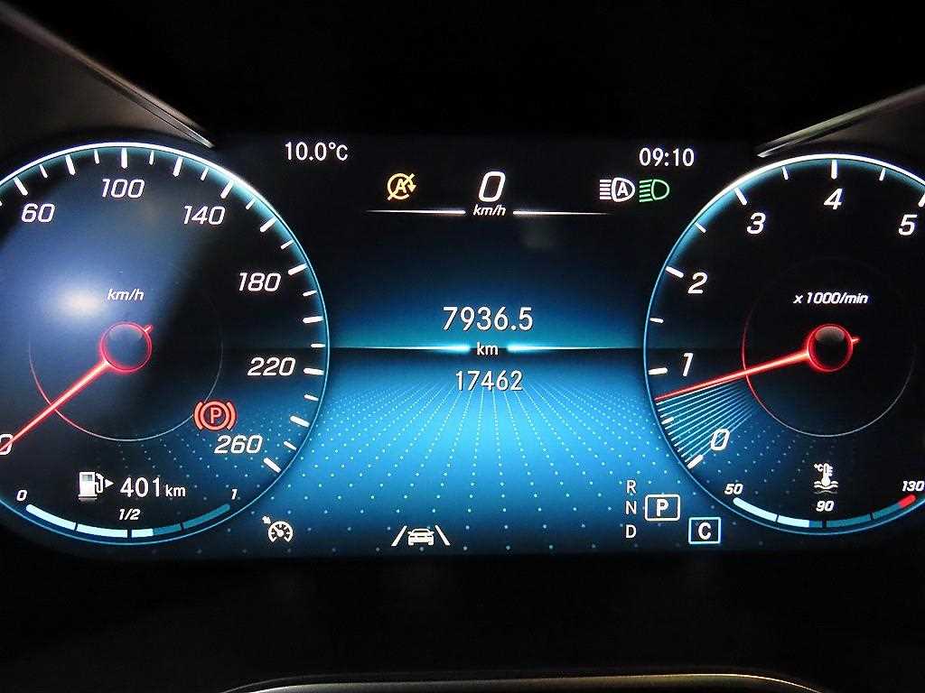 Mercedes-Benz GLC-Class — photo 09