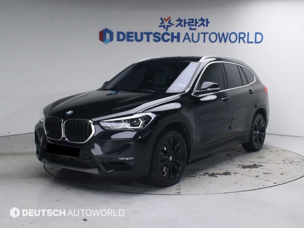BMW X1 — photo 01