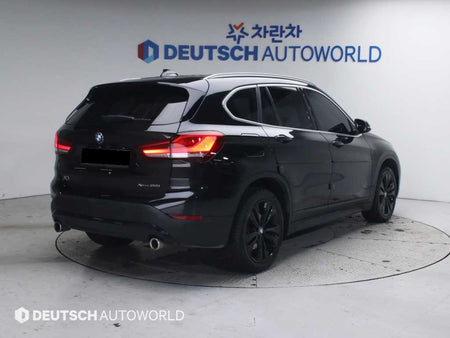 BMW X1 — photo 02