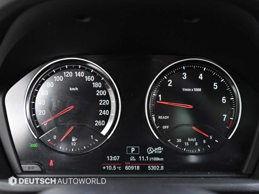 BMW X1 — photo 08